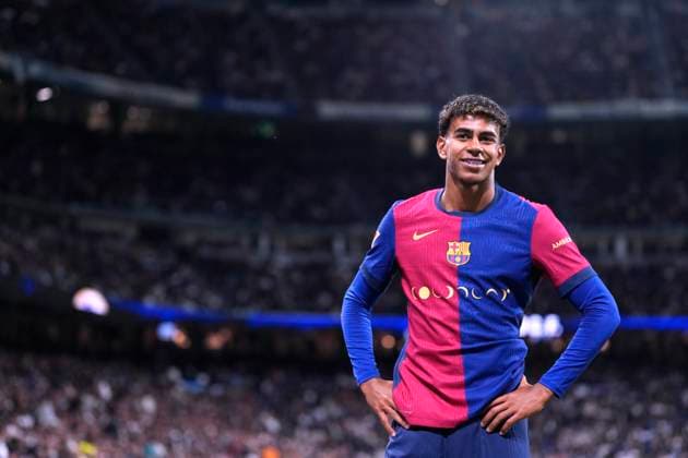 YAMAL Lamine Team FC Barcelona, Barca Spanische Fussball Liga Classico Primera Division Saison 2024 - 2025 Spiel Real Madrid - FC Barcelona 0 : 4 am 26.10.2024 in Madrid DFL REGULATIONS PROHIBIT ANY USE OF PHOTOGRAPHS as IMAGE SEQUENCES and or QUASI-VIDEO Copyright: xLacixPerenyix