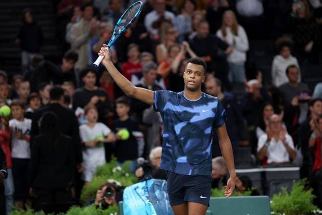 ROLEX PARIS MASTERS PHOTOPQR LE PARISIEN Le Parisien Arnaud Journois ; PARIS ; 29 10 2024 ; TENNIS , PARIS ACCOR ARENA , ROLEX PARIS MASTERS GIOVANNI MPETSHI PERRICARD vs FRANCES TIAFOE PHOTO LE PARISIEN ARNAUD JOURNOIS The Rolex Paris Masters 2024 on October 29, 2024 in Paris, France