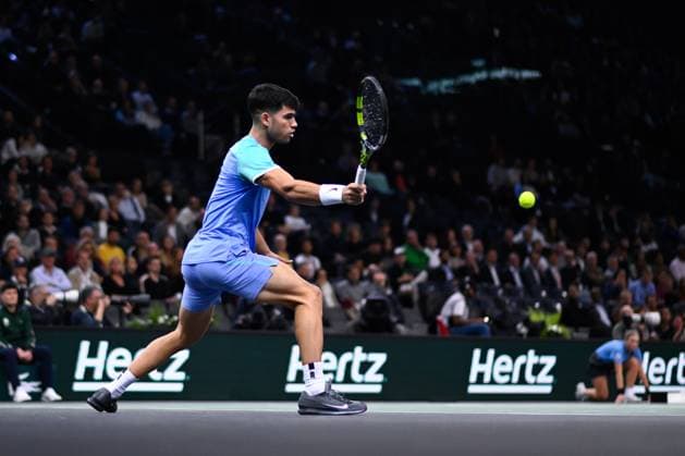 Carlos Alcaraz ( Espagne ) during the Rolex Paris Masters at Accor Hotel Arena on October 29, 2024 in Paris, France. (Photo by Federico Pestellini Panoramic ) TENNIS : Rolex Paris Masters - Paris - 29 10 2024 FedericoPestellini Panoramic 