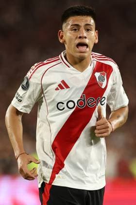 River Plate s midfielder Claudio Echeverri looks on during the CONMEBOL Copa Libertadores semi-final second leg footbal match between Argentina™s River Plate and Brazil s Atletico Mineiro, at El Monumental stadium in Buenos Aires, on October 29, 2024. Atletico Mineiro qualified as a finalist after winning 3-0 in the first leg and drawing 0-0 in the second leg. The final will be played in Buenos Aires on November 30. BUENOS AIRES ARGENTINA Copyright: xALEJANDROxPAGNIx