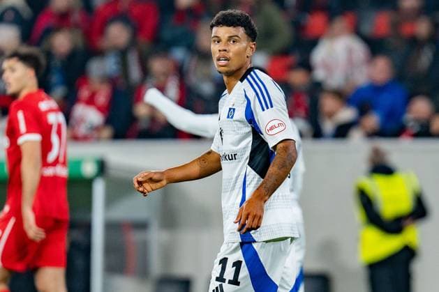 30.10.2024, SC Freiburg vs. Hamburger SV, DFB-Pokal, 2. Runde Hamburgs Ransford Königsdörffer enttäuscht traurig unglücklich Wichtiger Hinweis: Gemaess den Vorgaben der DFL Deutsche Fussball Liga bzw. des DFB Deutscher Fussball-Bund ist es untersagt, in dem Stadion und oder vom Spiel angefertigte Fotoaufnahmen in Form von Sequenzbildern und oder videoaehnlichen Fotostrecken zu verwerten Copyright: xBahhoxKara Kirchner-Mediax