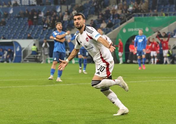 30.10.2024 - Fussball - Saison 2024 2025 - DFB-Pokal - 02. Runde: TSG 1899 Hoffenheim - 1. FC Nürnberg FCN ( Club ) - Sportfoto Zink DaMa - xdaxmax - regulations prohibit any use of photographs as image sequences and or quasi-video - only for editorial use - Jubel Freude Torjubel nach Tor zum 1:1 - Mahir Emreli (30, 1. FC Nürnberg FCN ) jubelt freut sich - Torschütze: Mahir Emreli (30, 1. FC Nürnberg FCN ) *** 30 10 2024 Football season 2024 2025 DFB Pokal 02 round TSG 1899 Hoffenheim 1 FC Nürnberg FCN Club Sportfoto Zink DaMa xdaxmax regulations prohibit any use of photographs as image sequences and or quasi video only for editorial use Jubel Freude Torjubel nach Tor zum 1 1 Mahir Emreli 30, 1 FC Nürnberg FCN jubelt freut sich Torschütze Mahir Emreli 30, 1 FC Nürnberg FCN