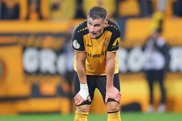Dresden, 30.10.2024, Rudolf-Harbig-Stadion, Fußball, Männer, Saison 2024 2025, DFB Pokal, 2. Runde , SG Dynamo Dresden - SV Darmstadt 98 2:3 n.V. (2:3, 2:2, 0:0) , Im Bild: Stefan Kutschke (30, Dresden) , Nur für journalistische Zwecke! For editorial use only! , Gemäß den Vorgaben des DFB, Deutscher Fußball Bund, ist es untersagt, in dem Stadion und oder vom Spiel angefertigte Fotoaufnahmen in Form von Sequenzbildern und oder videoähnlichen Fotostrecken zu verwerten bzw. verwerten zu lassen. DFB regulations prohibit any use of photographs as image sequences and or quasi-video.