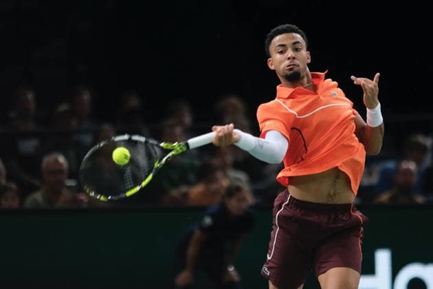October 31, 2024, Paris, France: ARTHUR FILS (FRA) returns the ball to ALEXANDER ZVEREV (GER) during the round of sixteen of Rolex Paris Masters 1000 tournament at Paris Accor Arena Stadium in Paris France Paris France - ZUMAp119 20241031_zaf_p119_025 Copyright: xPierrexSteveninx