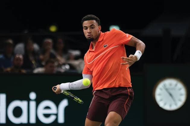 October 31, 2024, Paris, France: ARTHUR FILS (FRA) returns the ball to ALEXANDER ZVEREV (GER) during the round of sixteen of Rolex Paris Masters 1000 tournament at Paris Accor Arena Stadium in Paris France Paris France - ZUMAp119 20241031_zaf_p119_034 Copyright: xPierrexSteveninx