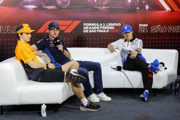 PIASTRI Oscar (aus), McLaren F1 Team MCL38, portrait VERSTAPPEN Max (ned), Red Bull Racing RB20, portrait TSUNODA Yuki (jap), Visa Cash App RB F1 Team VCARB 01, portrait press conference, PK, Pressekonferenz during the Formula 1 Grande Premio de Sao Paulo 2024, 21th round of the 2024 Formula One World Championship, WM, Weltmeisterschaft from November 1 to 3, 2024 on the Interlagos Circuit, in Sao Paulo, Brazil - F1 - SAO PAULO GRAND PRIX 2024 DPPI Panoramic 241031_R21_BRASILE_DP_XB3_1681