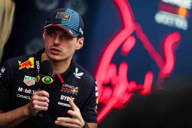 VERSTAPPEN Max (ned), Red Bull Racing RB20, portrait during the Formula 1 Grande Premio de Sao Paulo 2024, 21th round of the 2024 Formula One World Championship, WM, Weltmeisterschaft from November 1 to 3, 2024 on the Interlagos Circuit, in Sao Paulo, Brazil - F1 - SAO PAULO GRAND PRIX 2024 DPPI Panoramic  241031_R21_BRASILE_DP_FGDN3412