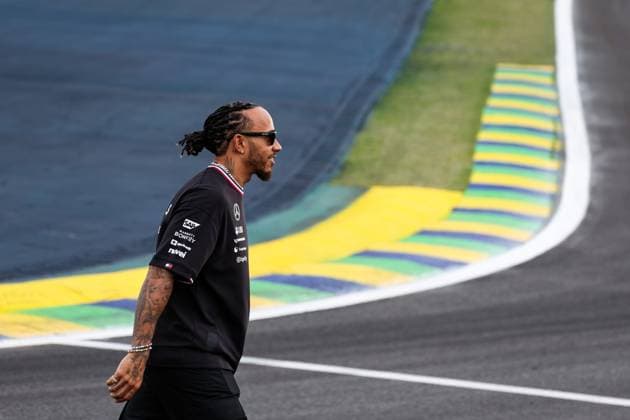 HAMILTON Lewis (gbr), Mercedes AMG F1 Team W15, portrait during the Formula 1 Grande Premio de Sao Paulo 2024, 21th round of the 2024 Formula One World Championship, WM, Weltmeisterschaft from November 1 to 3, 2024 on the Interlagos Circuit, in Sao Paulo, Brazil - F1 - SAO PAULO GRAND PRIX 2024 DPPI Panoramic  241031_R21_BRASILE_DP_FGDN4240