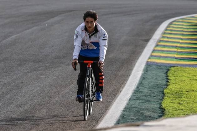 31.10.2024, Autodromo Jose Carlos Pace, Interlagos, FORMULA 1 LENOVO GRANDE PREMIO DE SAO PAULO 2024 , im Bild Yuki Tsunoda (JPN), Visa Cash App RB Formula One Team (Photo by Hasan Bratic DeFodi Images) not used in POL SRB CRO FRA GBR NED ITA USA Defodi-506_20241031_hbr_0092