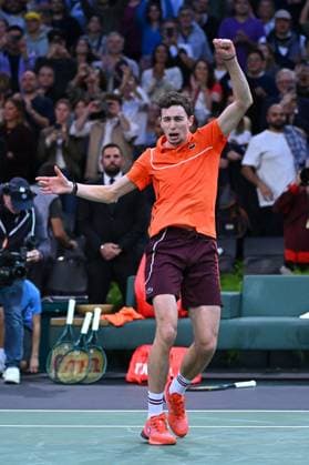 Rolex Paris Masters - Humbert Defeats Alcaraz Ugo Humbert (FRA) during his third round at the 2024 Rolex Paris Masters at the Accor Arena in Paris, France, on October 31, 2024. Photo by Corinne Dubreuil ABACAPRESS.COM Paris France  Copyright: xDubreuilxCorinne ABACAx