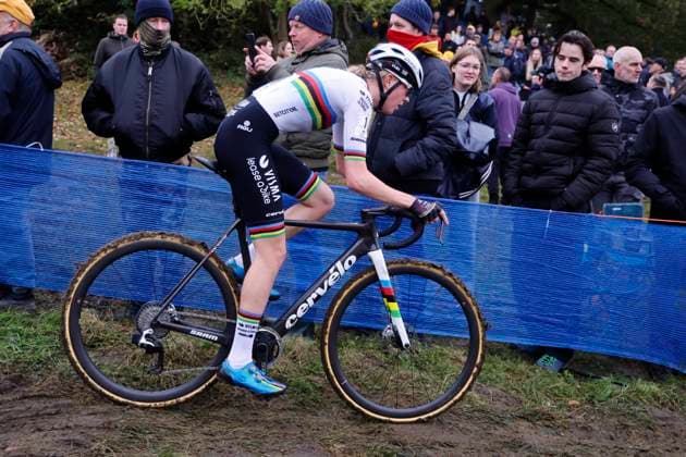X2O Badkamers Trofee cyclocross - Koppenbergcross 2024 OUDENAARDE, BELGIUM - NOVEMBER 01 : Van Empel Fem (NED) of Visma Lease A Bike during the Koppenbergcross, the first leg of the X2O Badkamers Trofee cyclocross series 2024-2025 in Oudenaarde, Belgium, 01 11 2024 Oudenaarde Belgium  Copyright: xJanxDexMeuleneirx