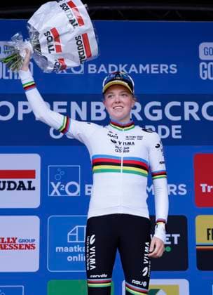 X2O Badkamers Trofee cyclocross - Koppenbergcross 2024 OUDENAARDE, BELGIUM - NOVEMBER 01 : Van Empel Fem (NED) of Visma Lease A Bike pictured during the podium ceremony of the Koppenbergcross, the first leg of the women elite X2O Badkamers Trofee cyclocross series 2024-2025 in Oudenaarde, Belgium, 01 11 2024 Oudenaarde Belgium  Copyright: xJanxDexMeuleneirx