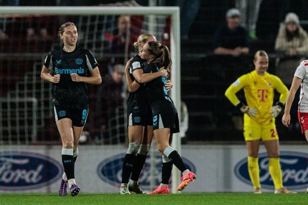 Google Pixel Frauen-Bundesliga, 1. FC Köln - Bayer 04 Leverkusen; 01.11.2024 Jubel zum 0:1 durch Cornelia Kramer (Bayer 04 Leverkusen, 7) Google Pixel Frauen-Bundesliga, 1. FC Köln - Bayer 04 Leverkusen, Köln, Franz-Kremer-Stadion DFB REGULATIONS PROHIBIT ANY USE OF PHOTOGRAPHS AS IMAGE SEQUENCES AND OR QUASI-VIDEO. Copyright: xBEAUTIFULxSPORTS Wunderlx