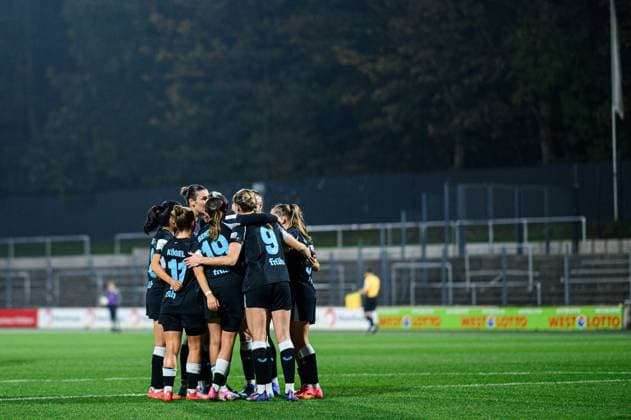 COLOGNE, GERMANY - 1 NOVEMBER, 2024: The match of Women Bundesliga 1.FC Koeln Frauen vs Bayer 04 Leverkusen at FRANZ-KREMER STADION  Copyright: xVITALIIxKLIUIEVx