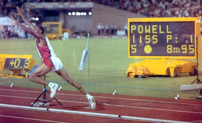 ARKIV 1991 Mike Powell i rekordhoppet 8,95 i Friidrotts-VM 1991 i Tokyo. Tokyo Friidrott x36x *** ARCHIVE 1991 Mike Powell in the record jump 8.95 at the 1991 World Athletics Championships in Tokyo Tokyo Athletics x36x  Copyright: xTommyxPedersenx xx *** ARCHIVE 1991 Mike Powell in the record jump 8.95 at the 1991 World Athletics Championships in Tokyo Tokyo Athletics x36x ARCHIVE 1991 Mike Powell in the record jump 8 95 at the 1991 World Athletics Championships in Tokyo Tokyo Athletics x36x  Copyright xTommyxPedersenx xx  Copyright: xIMAGO TommyxPedersenx imago images 0772947408