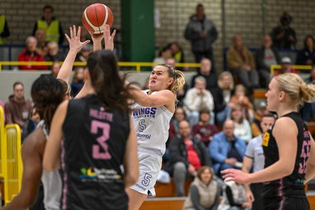 1. Damen Basketball Bundesliga: Orthomol WINGS Leverkusen vs. Saarlouis Royals, 01.11.2024 Ligita Tamutyte (Orthomol WINGS Leverkusen 5), 1. Damen Basketball Bundesliga: Orthomol WINGS Leverkusen vs. Saarlouis Royals am 01.11.2024 in der Sporthalle Werner-Heisenberg-Gymnasium in Opladen (Nordrhein-Westfalen) Copyright: xBEAUTIFULxSPORTS Mueller-Laschetx