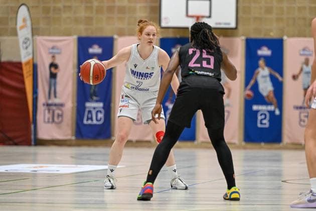 1. Damen Basketball Bundesliga: Orthomol WINGS Leverkusen vs. Saarlouis Royals, 01.11.2024 Lea Wolff (Orthomol WINGS Leverkusen 7), 1. Damen Basketball Bundesliga: Orthomol WINGS Leverkusen vs. Saarlouis Royals am 01.11.2024 in der Sporthalle Werner-Heisenberg-Gymnasium in Opladen (Nordrhein-Westfalen) Copyright: xBEAUTIFULxSPORTS Mueller-Laschetx