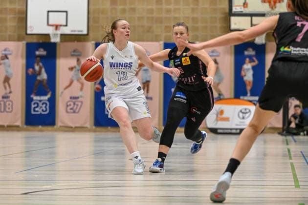 1. Damen Basketball Bundesliga: Orthomol WINGS Leverkusen vs. Saarlouis Royals, 01.11.2024 Greta Kröger (Orthomol WINGS Leverkusen 13), 1. Damen Basketball Bundesliga: Orthomol WINGS Leverkusen vs. Saarlouis Royals am 01.11.2024 in der Sporthalle Werner-Heisenberg-Gymnasium in Opladen (Nordrhein-Westfalen) Copyright: xBEAUTIFULxSPORTS Mueller-Laschetx