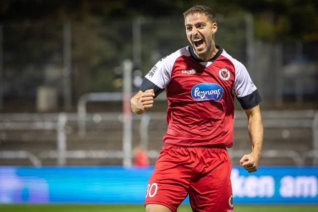 3. Liga: FC Viktoria Köln - VfB Stuttgart II, 01.11.2024 Jubel zum 2:0 in der Nachspielzeit durch Serhat-Semih Güler (FC Viktoria Köln, 30) ; Köln, 1.11.2024, 13. Spieltag der 3. Fußball-Liga, FC Viktoria Köln - VfB Stuttgart II im Sportpark Hoehenberg in Köln. Die DFL-Bestimmungen verbieten die Verwendung von Fotografien als Bildsequenzen und oder Quasi-Videos. Copyright: xBEAUTIFULxSPORTS LeahxKohringx