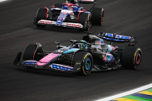 31 OCON Esteban (fra), Alpine F1 Team A524, action during the Formula 1 Grande Premio de Sao Paulo 2024, 21th round of the 2024 Formula One World Championship, WM, Weltmeisterschaft from November 1 to 3, 2024 on the Interlagos Circuit, in Sao Paulo, Brazil - F1 - SAO PAULO GRAND PRIX 2024 DPPI Panoramic  241101_R21_BRASILE_DP_XB3_1429