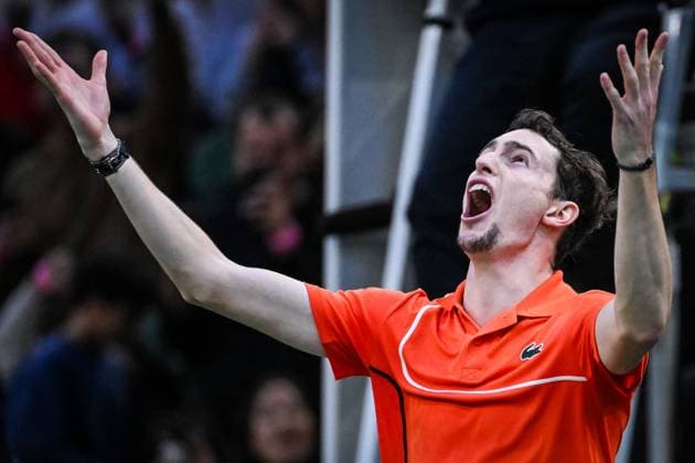 November 1, 2024, Paris, France, France: Ugo HUMBERT of France celebrates his victory during the fifth day of the Rolex Paris Masters 1000 tennis tournament at Accor Arena on November 01, 2024 in Paris, France. Paris France - ZUMAm308 20241101_zsp_m308_083 Copyright: xMatthieuxMirvillex