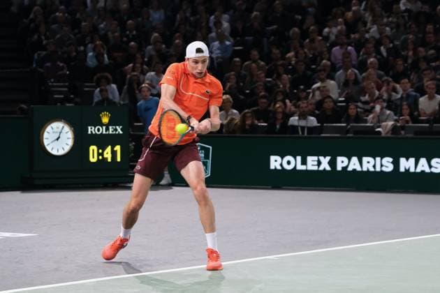 November 1, 2024, Paris, France: UGO HUMBERT (FRA) returns the ball to JORDAN THOMPSON (AUS) during the quarter final of Rolex Paris Masters 1000 tournament at Accor Arena Stadium in Paris FranceHumbert won 6:2 7:6 Paris France - ZUMAp119 20241101_zaf_p119_042 Copyright: xPierrexSteveninx