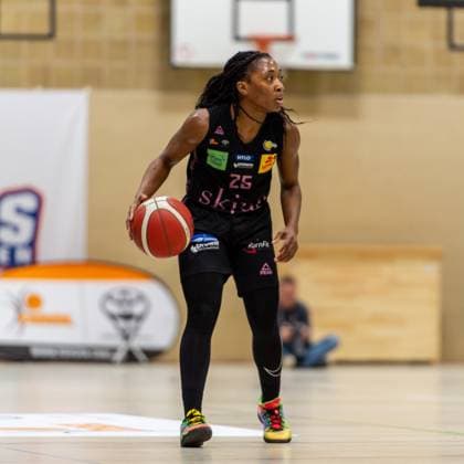 Martha Burse (Saarlouis Royals,No.25) DEU, Leverkusen, 01.11.2024 Basketball, Toyota 1. Damen-Basketball-Bundesliga, Saison 2024 2025, 6. Spieltag, Wings Leverkusen - Saarlouis Royals Werner-Heisenberg-Halle NRW Germany