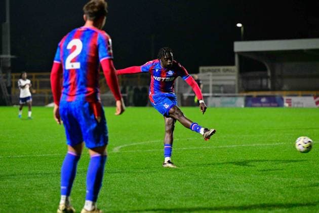 Crystal Palace U21s v Tottenham Hotspur U21s, London, UK - 1 Nov 2024 Hindolo Mustapha of Crystal Palace U21, U 21 s has a shot on goal during the Premier League 2 between Crystal Palace U21s and Tottenham Hotspur U21s at VBS Community Stadium, London on 1 November 2024 ( London VBS Community Stadium London England Copyright: xAlanxStanford PPAUKx PPA-146149