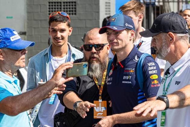 MOTORI - Formula 1 - Formula 1 Lenovo Grande Premio de Sao Paulo 2024 - Practice and Sprint Qualifying Max Verstappen (NED) - Oracle Red Bull Racing - Red Bull RB20 - Honda RBPT during the Formula 1 Lenovo Grande Premio de Sao Paulo 2024, scheduled to take place at Interlagos Circuit, San Paolo, Brasil, BRA Nov 1st-3rd, 2024 Sao Paulo Brazil  Copyright: xIPAxSport ABACAx
