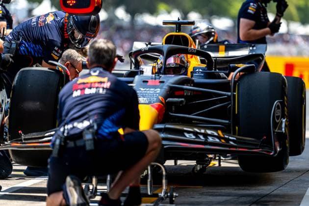 SAO PAULO, BRAZIL: Max Verstappen, racing for the Red Bull Racing team during the 2024 Formula 1 Sao Paulo Grand Prix at the Interlagos Circuit in Sao Paulo, Brazil