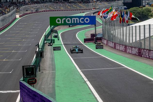 SAO PAULO, BRAZIL: Lance Stroll, racing for the Aston Martin F1 team during the 2024 Formula 1 Sao Paulo Grand Prix at the Interlagos Circuit in Sao Paulo, Brazil