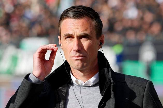 Sportdirektor Marcus Mann (Hannover 96) schaut, 2. Bundesliga, Hannover 96 vs Karlsruher SC, Heinz von Heiden Arena am 02. November 2024 in Hannover, Deutschland. (Foto von Marco Steinbrenner DeFodi Images) Sportdirektor Marcus Mann (Hannover 96) looks on, 2. Bundesliga, Hannover 96 vs Karlsruher SC, Heinz von Heiden Arena, November 2, 2024 in Hanover, Germany. (Photo by Marco Steinbrenner DeFodi Images) DFB DFL REGULATIONS PROHIBIT ANY USE OF PHOTOGRAPHS AS IMAGE SEQUENCES AND OR QUASI-VIDEO. not used in POL SRB CRO FRA GBR NED ITA USA Defodi-700_hannover_ksc_20241102_011