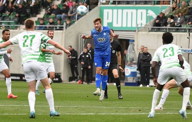 02.11.2024, xhbx, Fussball 2.Bundesliga, Spvgg Greuther Fuerth - SV Darmstadt 98 emspor, v.l. Killian Corredor (SV Darmstadt 98 U19) (DFL DFB REGULATIONS PROHIBIT ANY USE OF PHOTOGRAPHS as IMAGE SEQUENCES and or QUASI-VIDEO) Fuerth