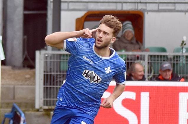 02.11.2024, xhbx, Fussball 2.Bundesliga, Spvgg Greuther Fuerth - SV Darmstadt 98 emspor, v.l. Torjubel, Goal celebration, celebrate the goal 0:4 Killian Corredor (SV Darmstadt 98 U19) (DFL DFB REGULATIONS PROHIBIT ANY USE OF PHOTOGRAPHS as IMAGE SEQUENCES and or QUASI-VIDEO) Fuerth