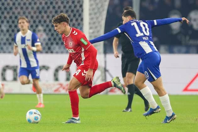 Julian Pauli (1. FC Koeln) und Ibrahim Maza (Hertha BSC Berlin) kaempfen um den Ball, 2. Bundesliga, Hertha BSC vs 1. FC Köln, Olympiastadion am 02. November 2024 in Berlin, Deutschland. (Foto von Marco Steinbrenner DeFodi Images) Julian Pauli (1. FC Koeln) und Ibrahim Maza (Hertha BSC Berlin) battle for the ball, 2. Bundesliga, Hertha BSC vs 1. FC Köln, Olympiastadion, November 2, 2024 in Berlin, Germany. (Photo by Marco Steinbrenner DeFodi Images) DFB DFL REGULATIONS PROHIBIT ANY USE OF PHOTOGRAPHS AS IMAGE SEQUENCES AND OR QUASI-VIDEO. not used in POL SRB CRO FRA GBR NED ITA USA Defodi-700_berlin_koeln_20241102_045