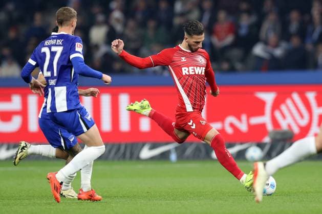 02.11.2024, xtgx, Fussball 2.Bundesliga, Hertha BSC Berlin - 1.FC Köln emspor, v.l. Leart Pacarada (1.FC Köln, Koeln) Torschuss (DFL DFB REGULATIONS PROHIBIT ANY USE OF PHOTOGRAPHS as IMAGE SEQUENCES and or QUASI-VIDEO) Berlin