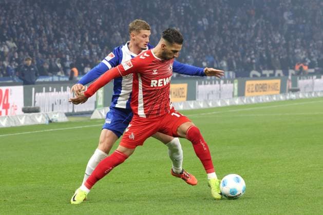 DEU, DFL, 2. FBL, Hertha BSC vs. 1.FC Koeln, 02.11.2024, Berliner Olympiastadion, Berlin, DEU, DFL, 2. FBL, Hertha BSC vs. 1.FC Koeln, im Bild Michael Cuisance (Hertha BSC Berlin 27), Leart Paqarada (1.FC Koeln 17) DFL - regulations prohibit any use of Photographs as image sequences and or quasi-video Foto: Juergen Engler nordphoto GmbH