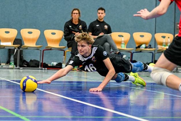 Volleyball - 2. BL - VC Juniors Frankfurt - FC Schüttorf 09 - 02.11.24, Röhrs, Hannes Ulrich (Juniors),