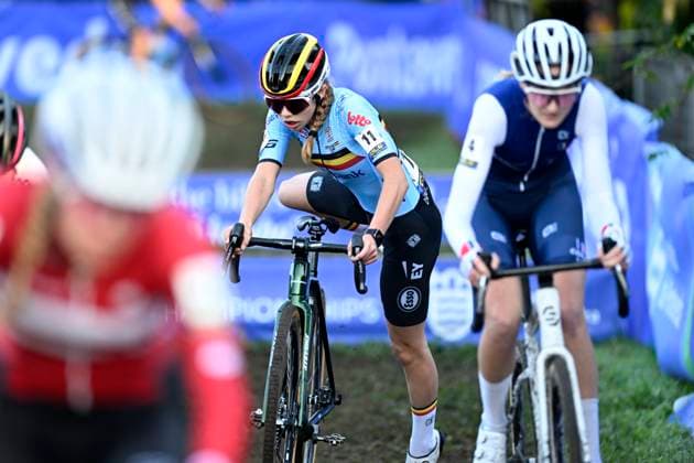 2024 UEC Cyclo-Cross EC - Women Juniors PONTEVEDRA, SPAIN - NOVEMBER 03 : Peeters Zita (BEL) in action during the 2024 UEC Cyclo-Cross European Championships for Women Juniors on November 03, 2024 in Pontevedra, Spain, 03 11 2024 Pontevedra Spain  Copyright: xNicoxVereeckenx