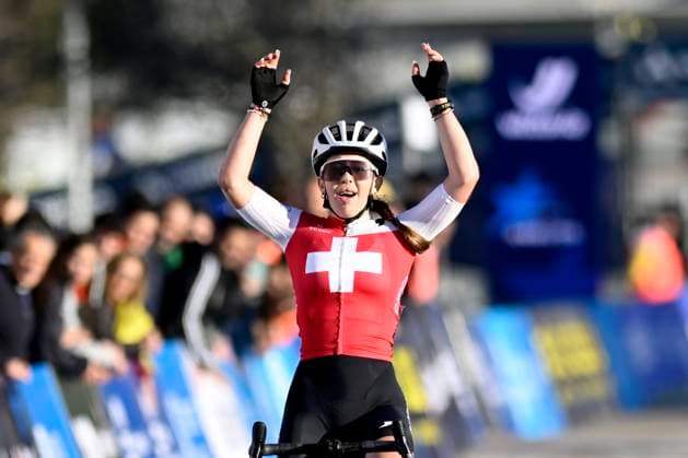 2024 UEC Cyclo-Cross EC - Women Juniors PONTEVEDRA, SPAIN - NOVEMBER 03 : Grossmann Anja (SUI) wins during the 2024 UEC Cyclo-Cross European Championships for Women Juniors on November 03, 2024 in Pontevedra, Spain, 03 11 2024 Pontevedra Spain  Copyright: xNicoxVereeckenx