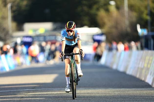 Belgian Zita Peeters crosses the finish line at the Junior Women race at the European Championships cyclocross cycling in Pontevedra, Spain, Sunday 03 November 2024. DAVIDxPINTENS  x104416281x