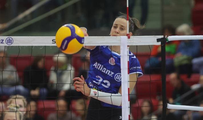 Stuttgart , Volleyball Bundesliga Frauen, Allianz MTV Stuttgart vs Dresdner SC , Maria Segura Palleres ( Stgt )