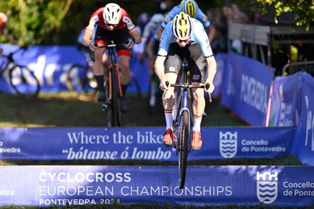 2024 UEC Cyclo-Cross EC - Men Juniors PONTEVEDRA, SPAIN - NOVEMBER 03 : Van Den Boer Arthur (BEL) in action during the 2024 UEC Cyclo-Cross European Championships for Men Juniors on November 03, 2024 in Pontevedra, Spain, 03 11 2024 Pontevedra Spain  Copyright: xNicoxVereeckenx