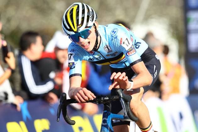 Belgian Giel Lejeune crosses the finish line at the men junior race at the European Championships cyclocross cycling in Pontevedra, Spain, Sunday 03 November 2024. DAVIDxPINTENS  x104420764x