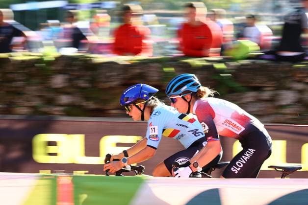 Belgian Fleur Moors and Slovak Viktoria Chladonova pictured in action during the U23 Women race at the European Championships cyclocross cycling in Pontevedra, Spain, Sunday 03 November 2024. DAVIDxPINTENS  x104422660x