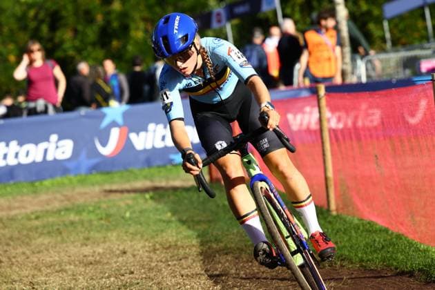 Belgian Fleur Moors pictured in action during the U23 Women race at the European Championships cyclocross cycling in Pontevedra, Spain, Sunday 03 November 2024. DAVIDxPINTENS  x104423076x