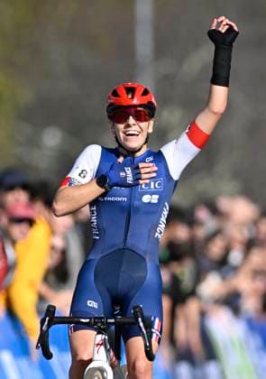 2024 UEC Cyclo-Cross EC - Women U23 PONTEVEDRA, SPAIN - NOVEMBER 03 : Gery Celia (FRA) wins during the 2024 UEC Cyclo-Cross European Championships for Women U23 on November 03, 2024 in Pontevedra, Spain, 03 11 2024 Pontevedra Spain  Copyright: xNicoxVereeckenx