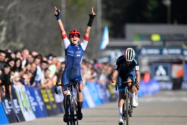 2024 UEC Cyclo-Cross EC - Women U23 PONTEVEDRA, SPAIN - NOVEMBER 03 : Gery Celia (FRA) wins, Schreiber Marie (LUX) is second during the 2024 UEC Cyclo-Cross European Championships for Women U23 on November 03, 2024 in Pontevedra, Spain, 03 11 2024 Pontevedra Spain  Copyright: xNicoxVereeckenx