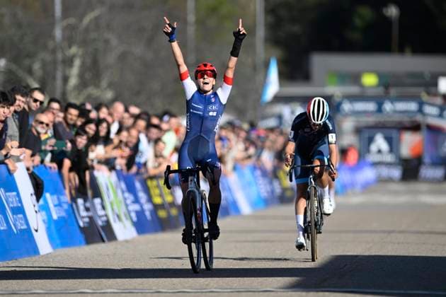 2024 UEC Cyclo-Cross EC - Women U23 PONTEVEDRA, SPAIN - NOVEMBER 03 : Gery Celia (FRA) wins, Schreiber Marie (LUX) is second during the 2024 UEC Cyclo-Cross European Championships for Women U23 on November 03, 2024 in Pontevedra, Spain, 03 11 2024 Pontevedra Spain  Copyright: xNicoxVereeckenx
