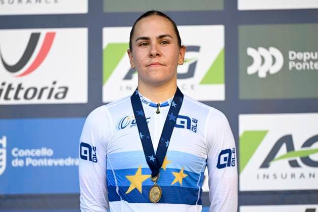 2024 UEC Cyclo-Cross EC - Women U23 PONTEVEDRA, SPAIN - NOVEMBER 03 : Gery Celia (FRA) winning the gold medal pictured during the podium ceremony of the 2024 UEC Cyclo-Cross European Championships for Women U23 on November 03, 2024 in Pontevedra, Spain, 03 11 2024 Pontevedra Spain  Copyright: xNicoxVereeckenx